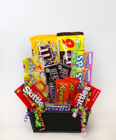 Image 3: Movie Theater Candy Gift